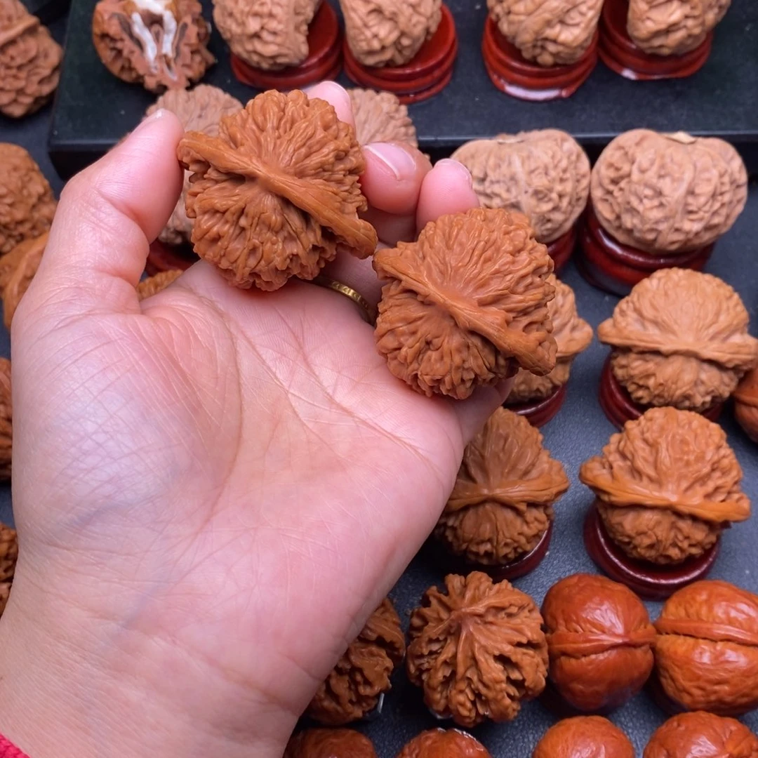 文玩核桃把件44四座楼