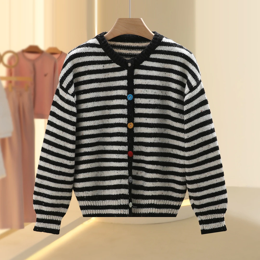 【芙】黑白条纹彩色扣子针织开衫2025冬季新款今年流行女装