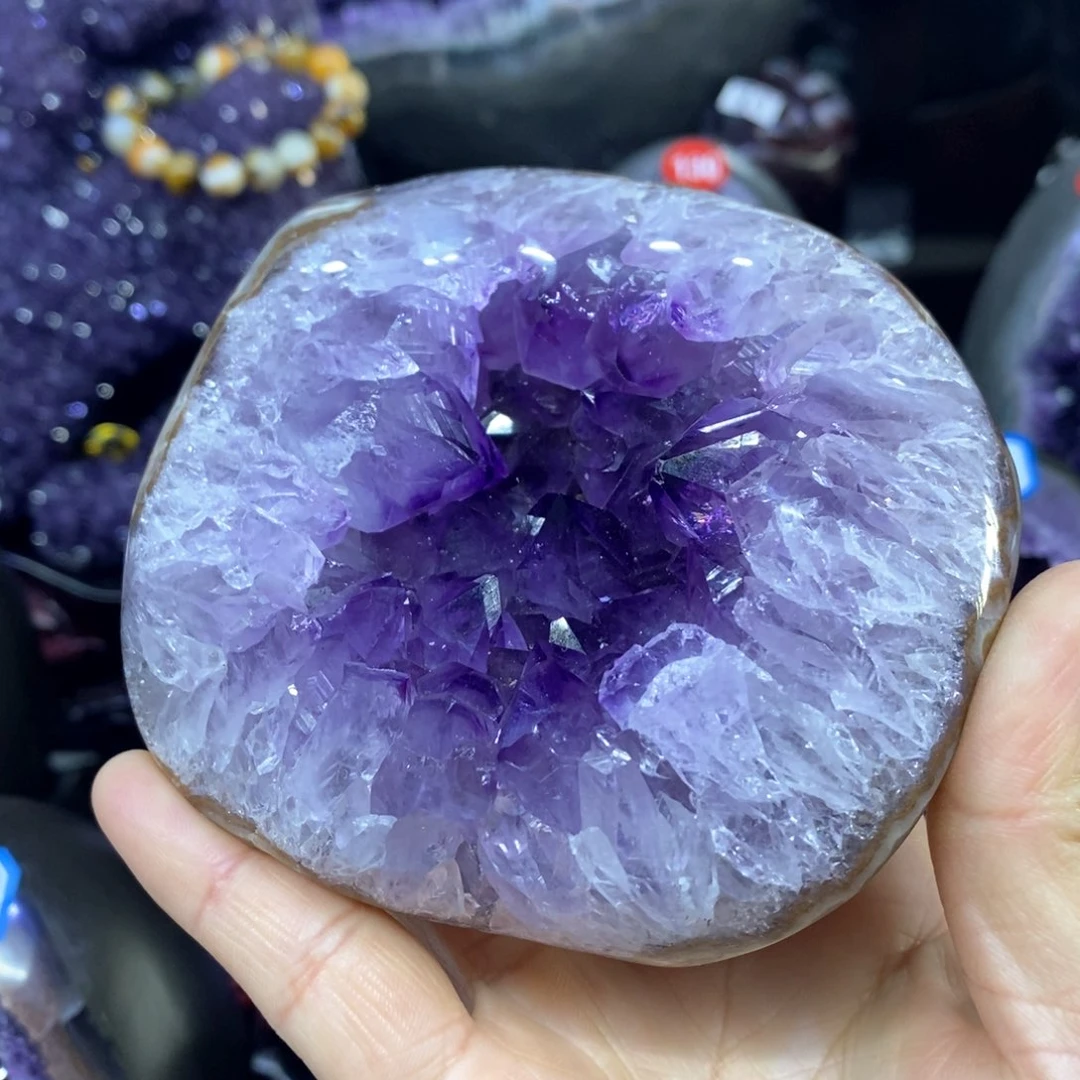 紫晶摆件未镶嵌莹