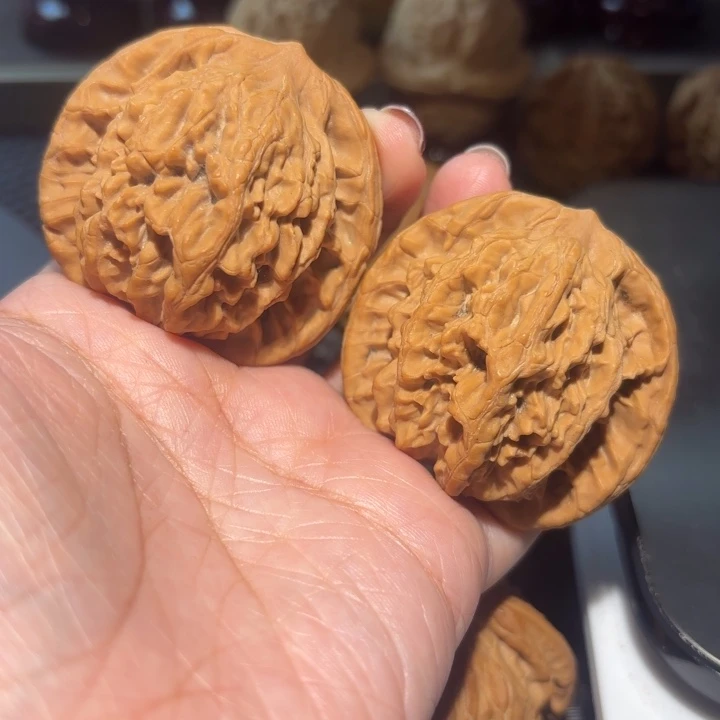 把件文玩核桃47粗筋虎头