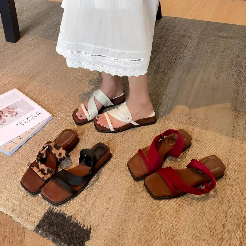 【葡萄妈同款】增高4cm~气质方头绕带缎面小坡跟凉拖鞋女外穿夏新款