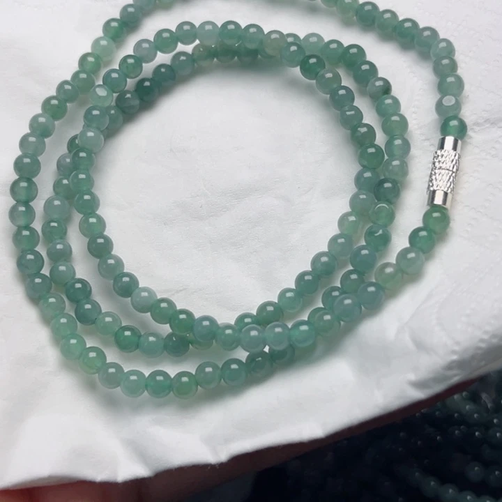 翡翠未镶嵌颈饰挂件