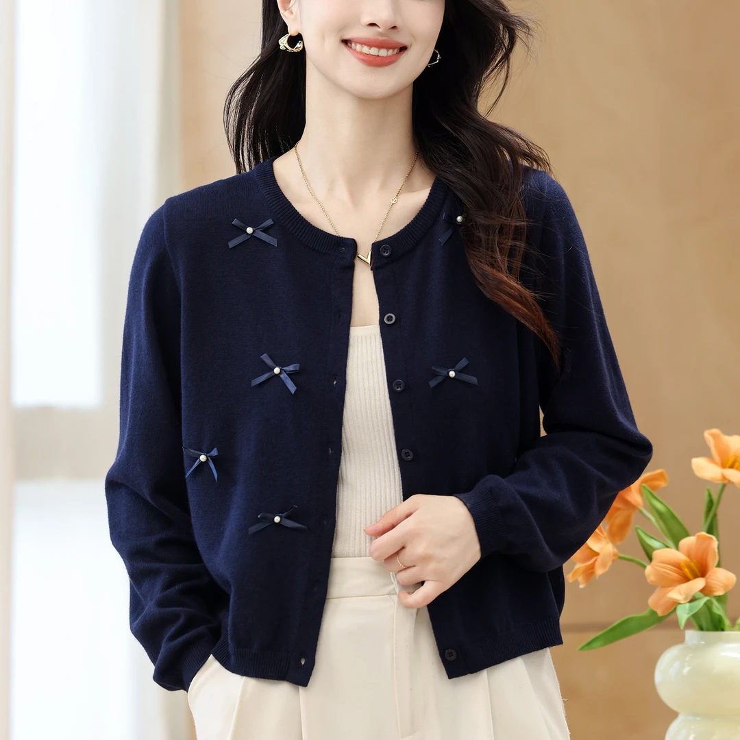 设计感针织开衫春秋短款外搭漂亮时尚上衣2025年新款女士毛衣外套