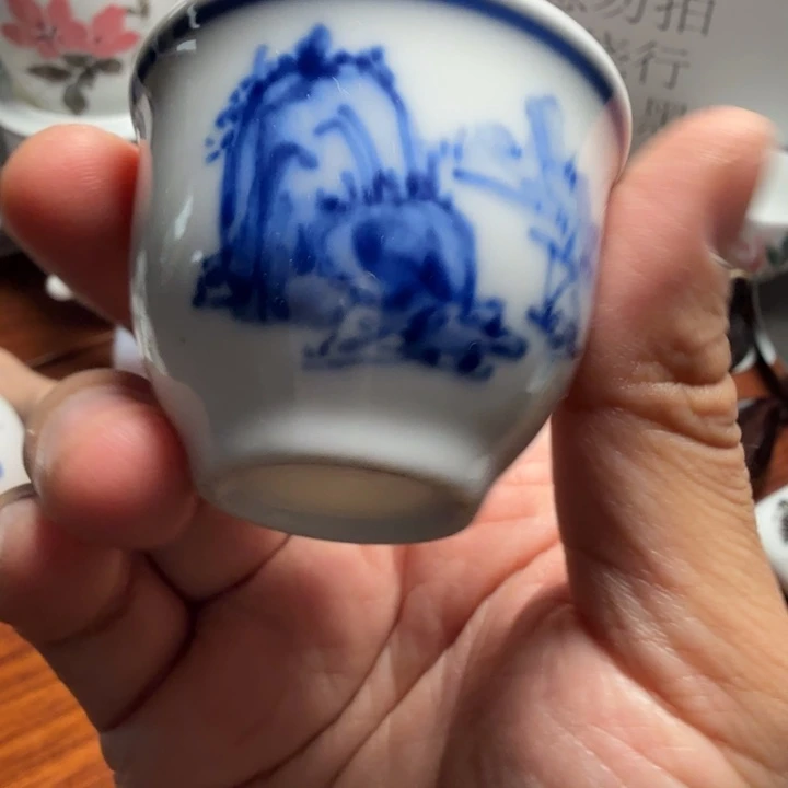 醴陵国光手绘青花小酒杯微瑕