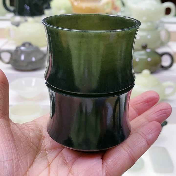 未镶嵌和田玉挂件茶杯