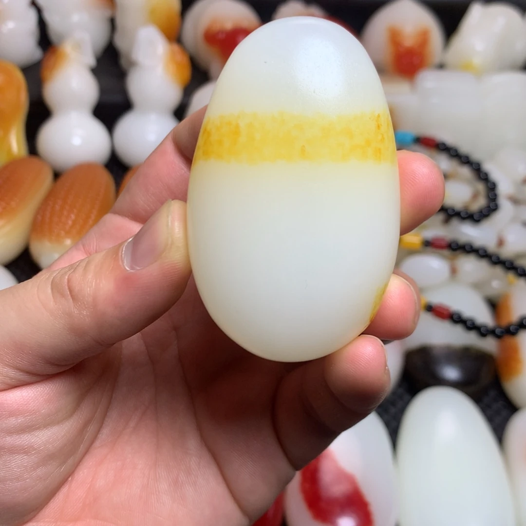 新疆戈壁石五彩石