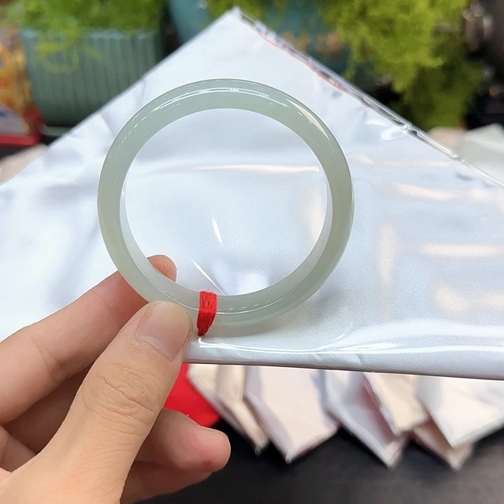 翡翠未镶嵌手镯翡翠手镯