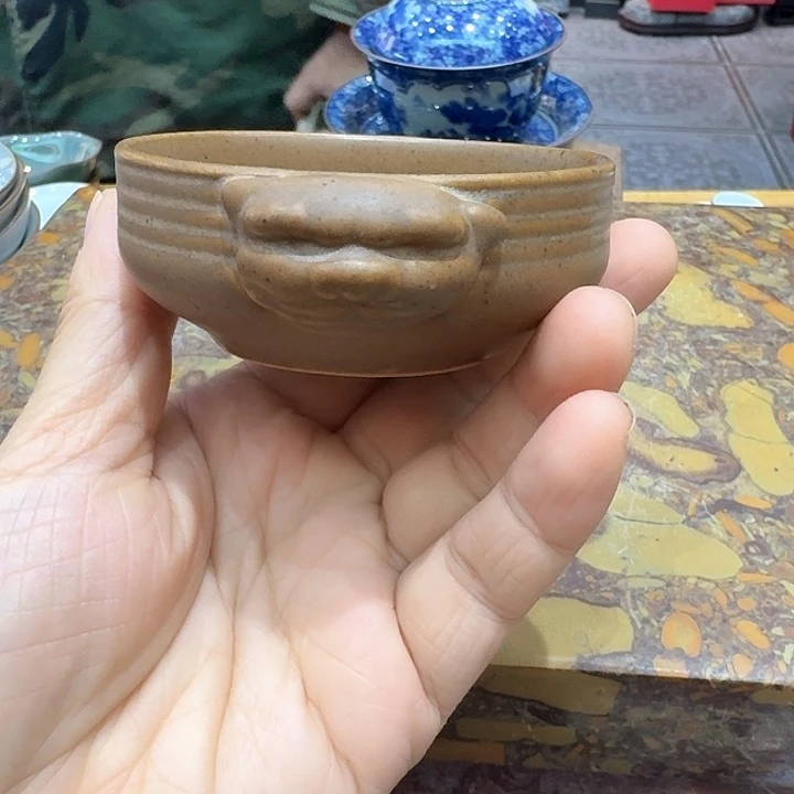 陶烧杯一个，陶杯。。。