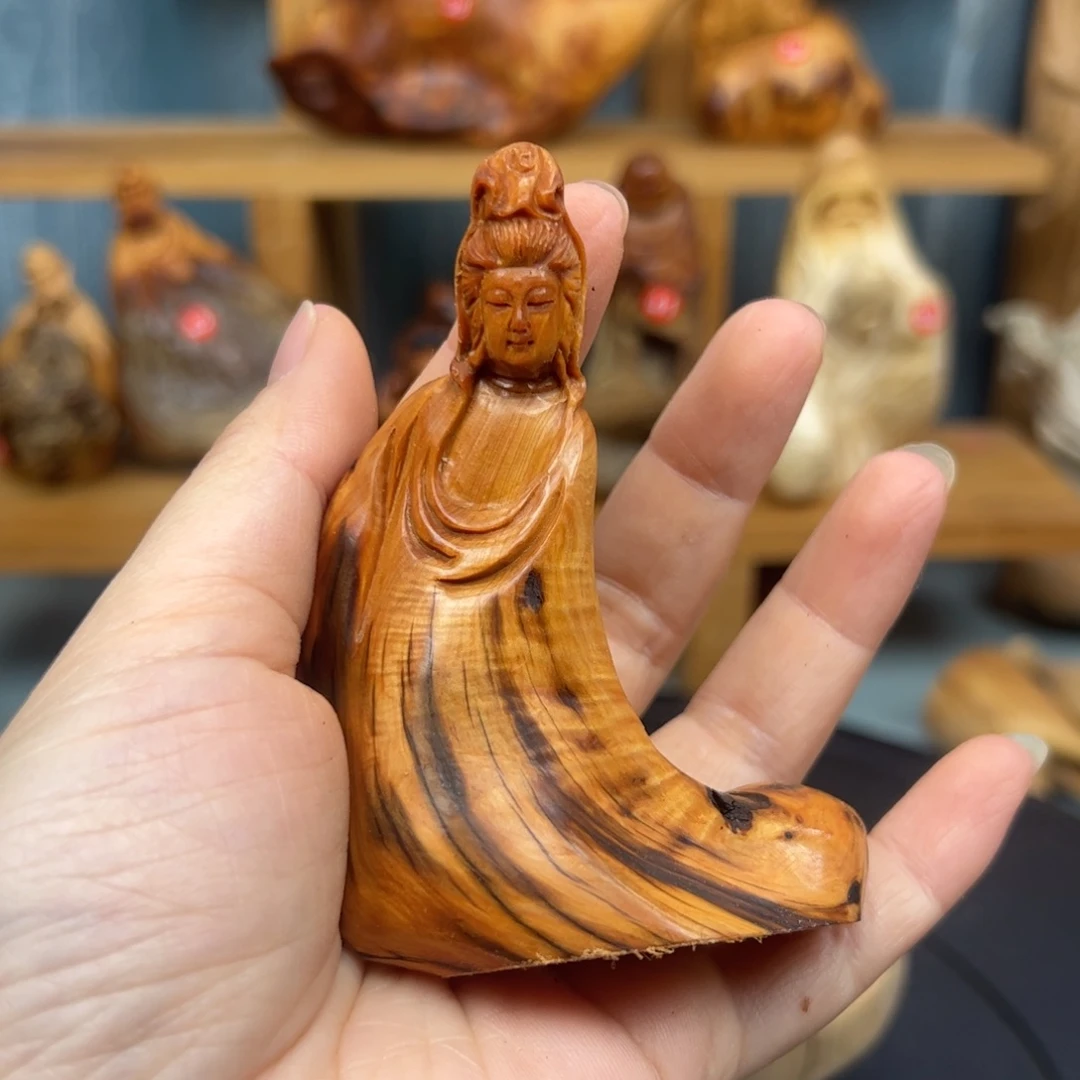 木辉****司崖柏木摆件手把件