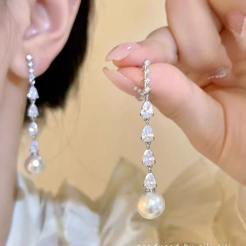 「雨中舞曲」温柔长款耳环方圆脸精致气质小众设计高级甜美百搭耳钉