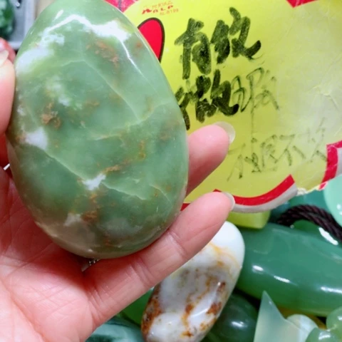 蛇纹石玉未镶嵌手把件