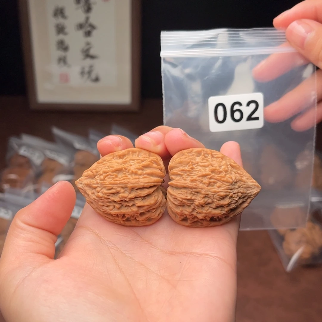 吊坠文玩核桃塔尖全品35