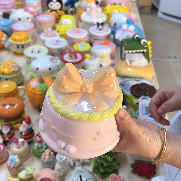 摆件陶瓷等行业的产品出口量逐年增长