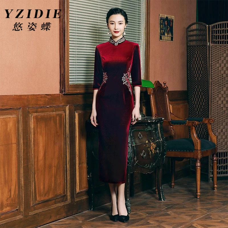 丝绒旗袍红色2025新款日常复古改良七分袖中国风连衣裙女长款高档