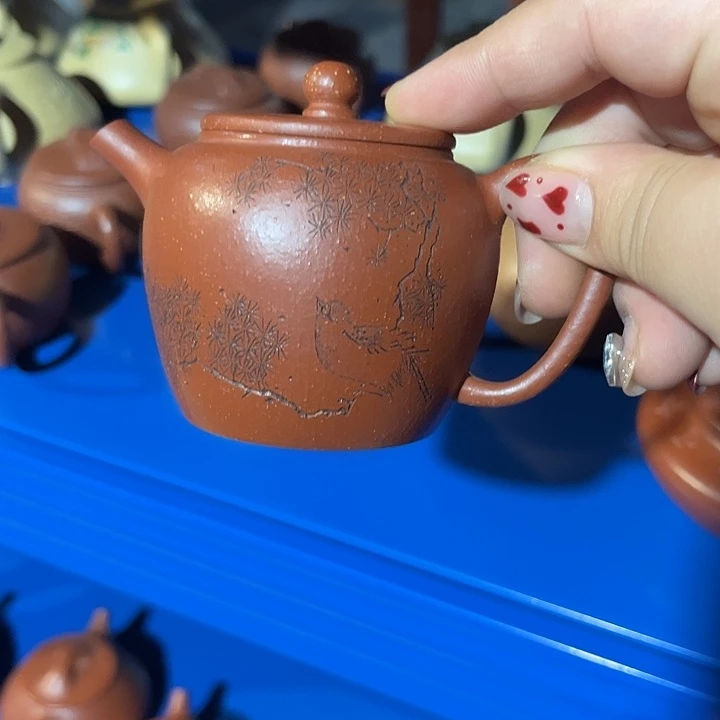 紫砂茶壶李*敏紫砂……………………