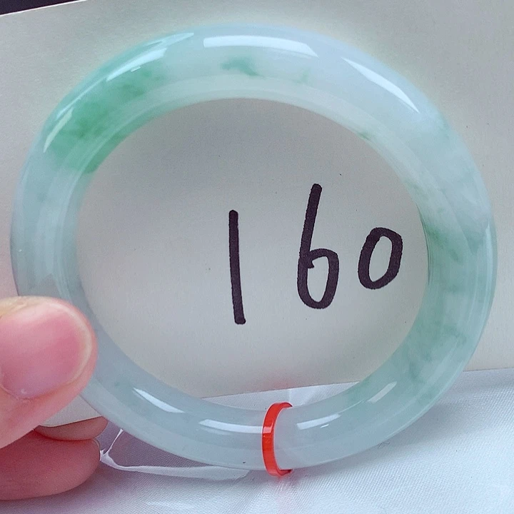 翡翠未镶嵌手镯翡翠