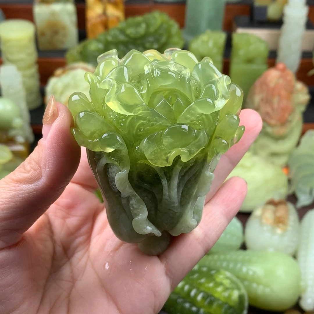 岫玉未镶嵌挂件吊坠
