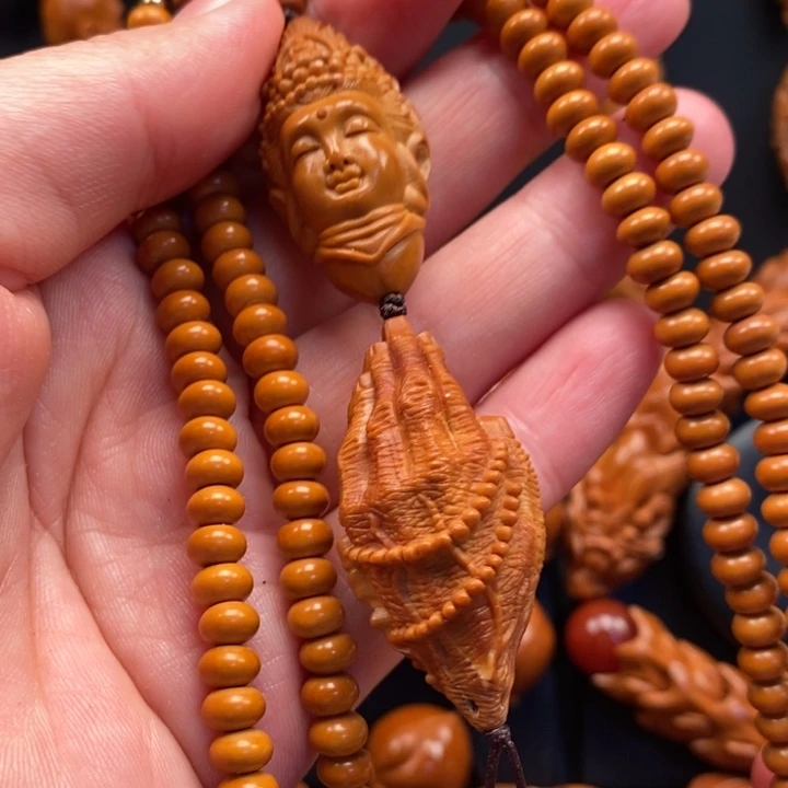 小***強手串橄榄核观音链子