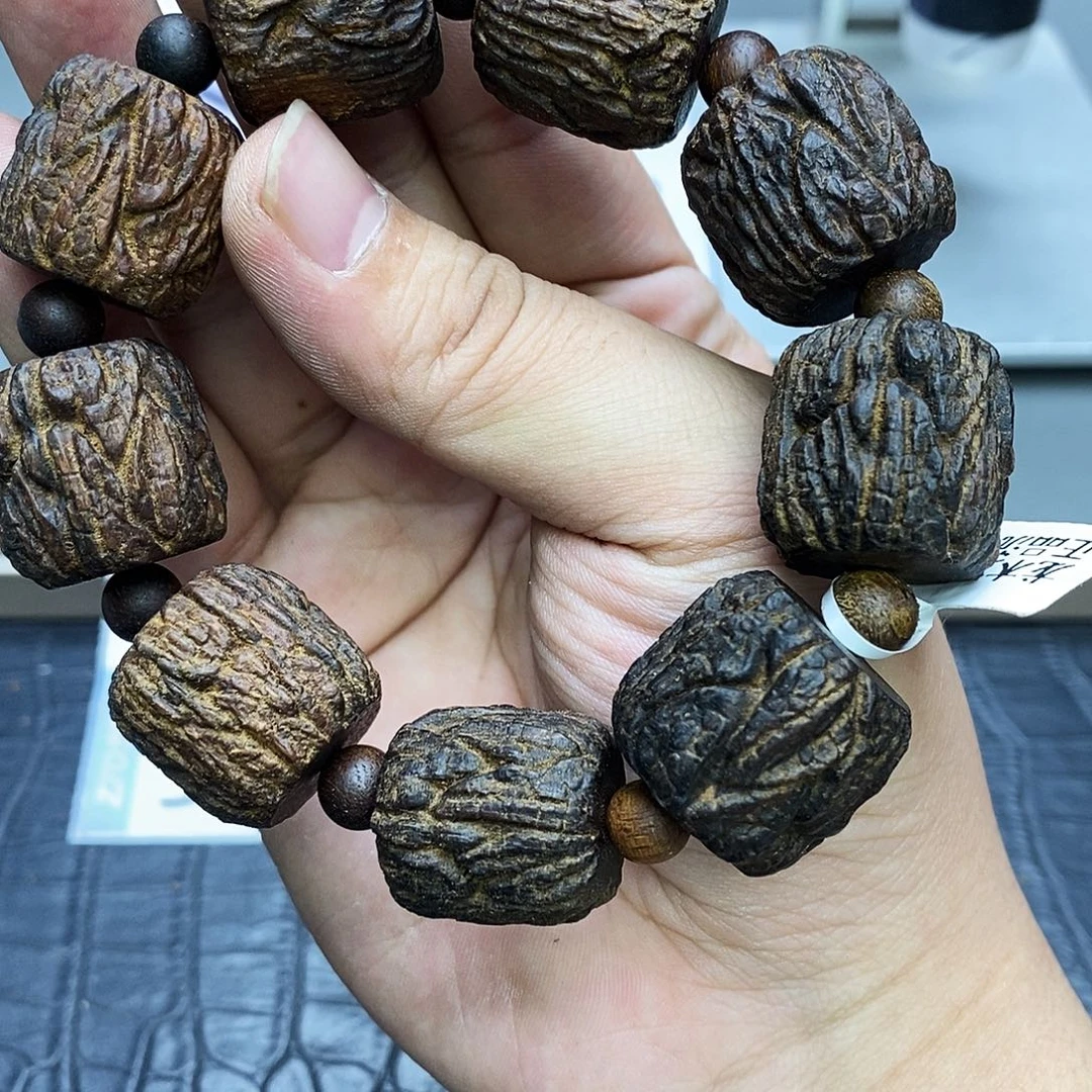 沉香沉香香囊虫漏