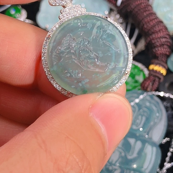 翡翠颈饰未镶嵌5，