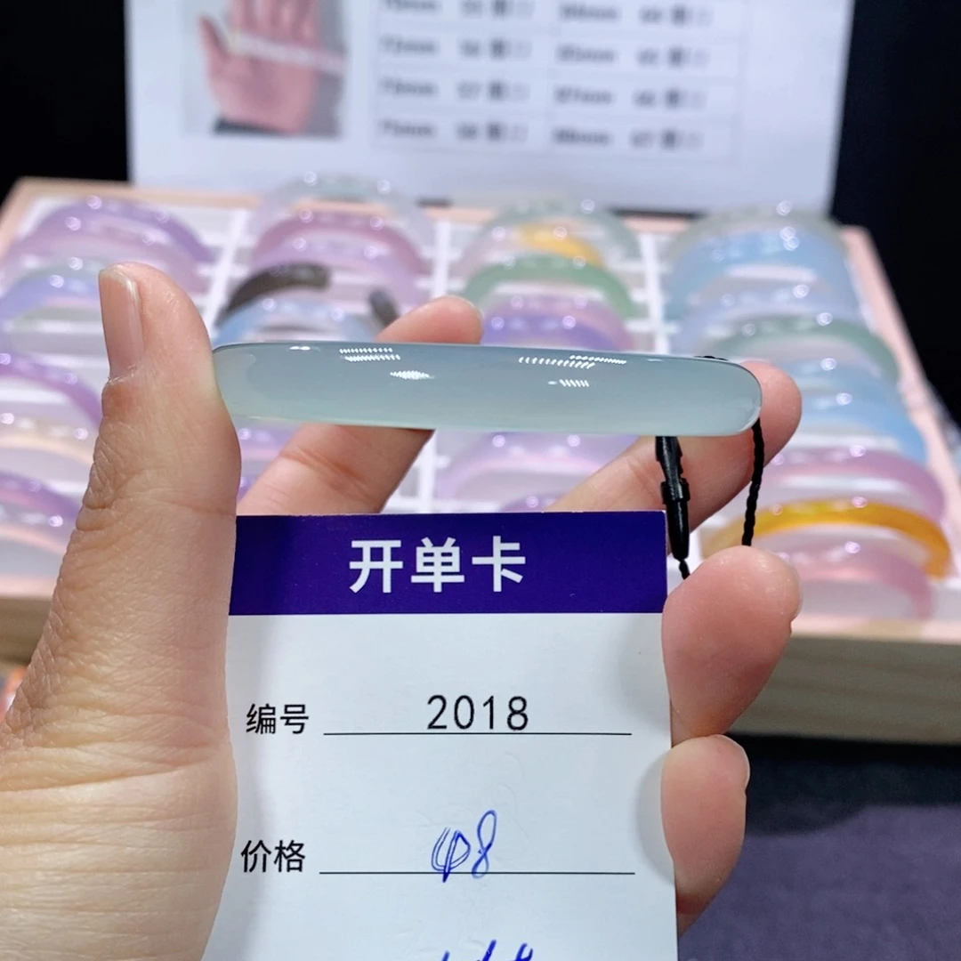 玛瑙/玉髓未镶嵌手镯2018