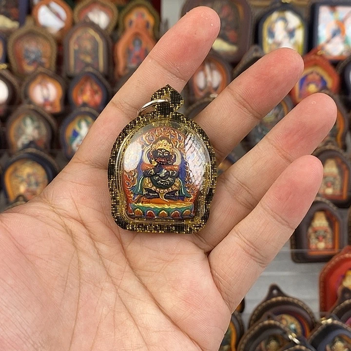 吊坠红棒二臂玛哈嘎拉