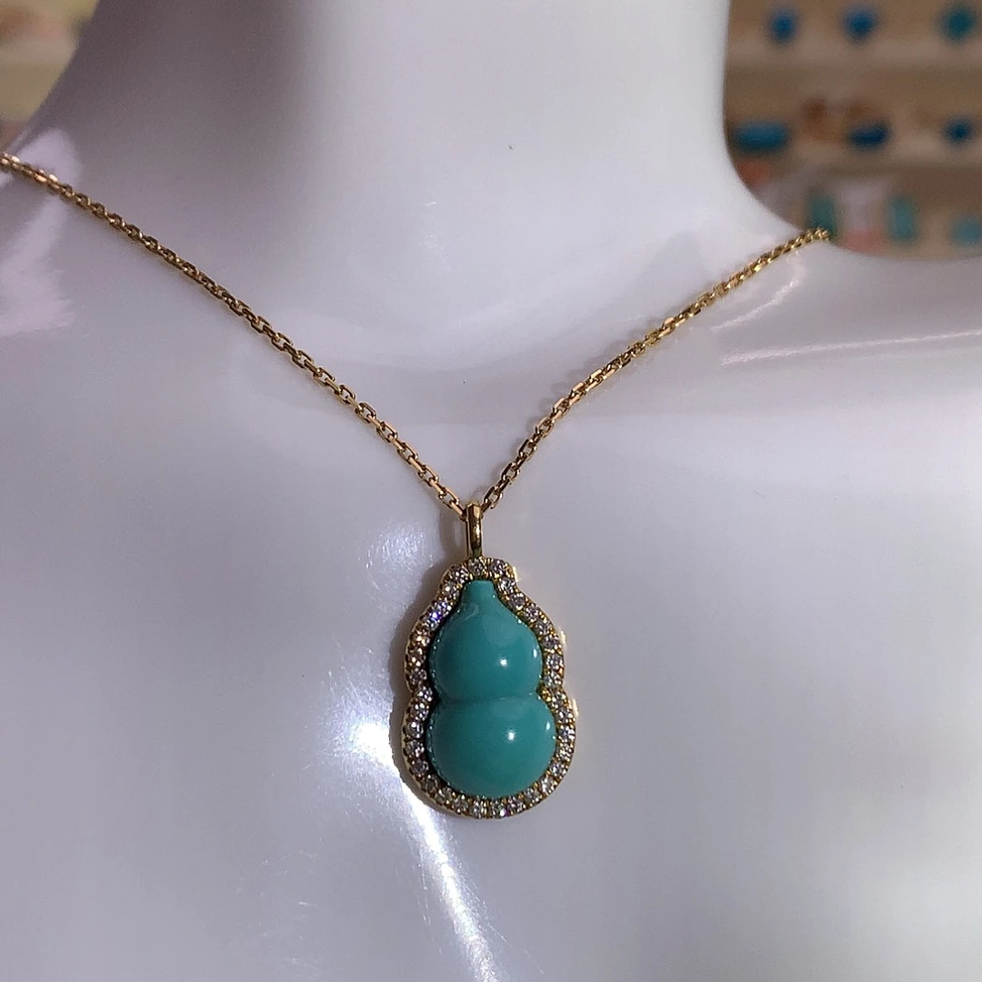 18K金镶嵌绿松石高瓷绿葫芦吊坠