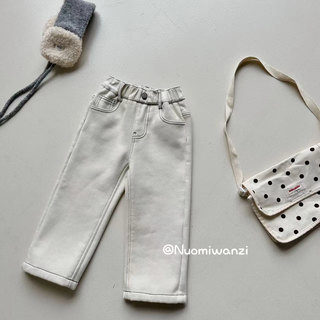 丸子十【现货】儿童韩系洋爱心绣花白牛仔直筒裤（冬款）WZJ-54118