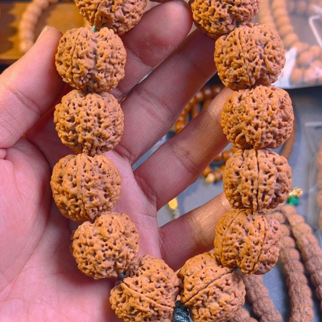 金刚菩提吊坠田**房满肉送一条麒麟纹