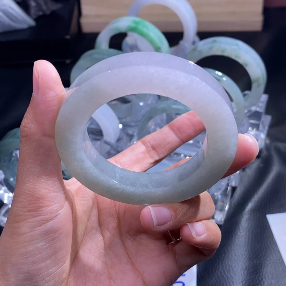 ****·定制翡翠未镶嵌定制手镯