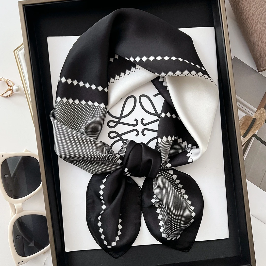 英国CospKosp简约几何拼色方巾春秋季装饰搭配丝巾百搭百搭小方巾