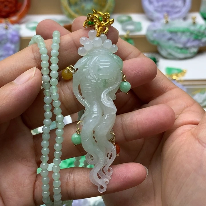 颈饰未镶嵌翡翠翡翠