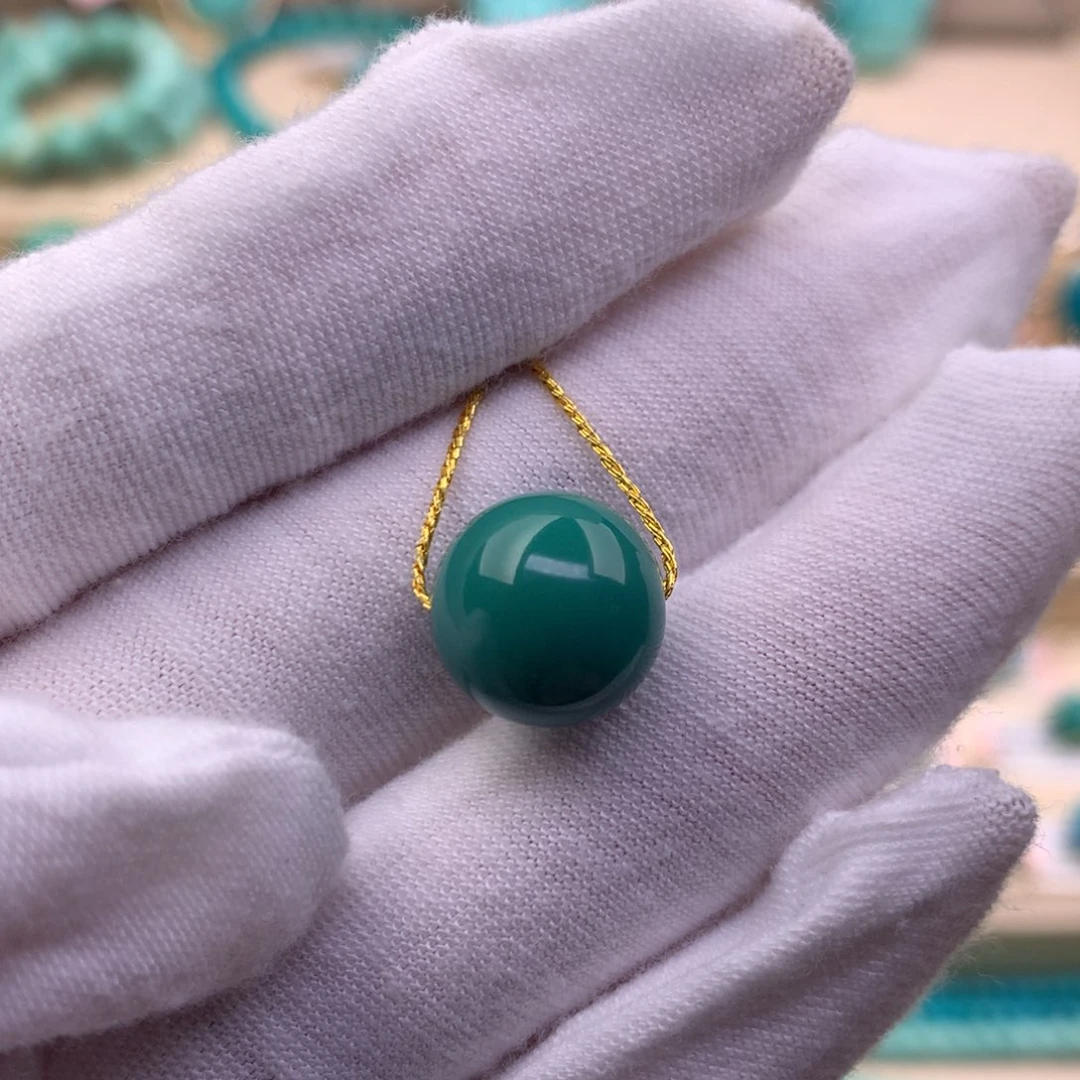 绿松石未镶嵌珠宝奇石12