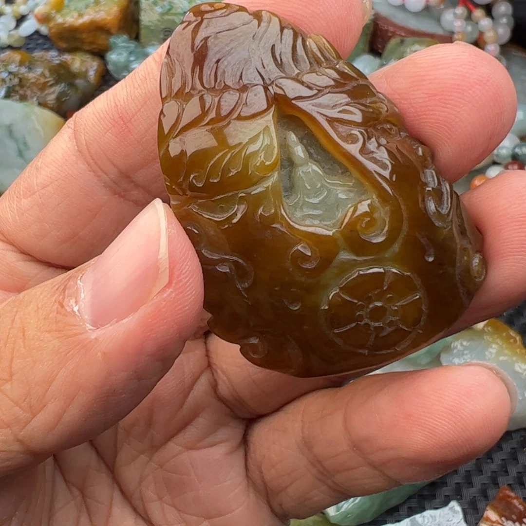 翡翠裸石缅甸翡翠