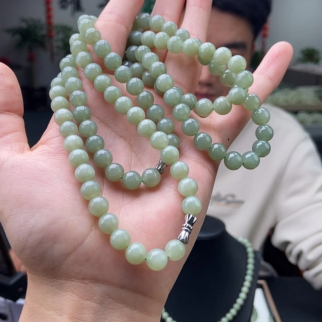 和田玉颜色多样性发拍一发一未镶嵌