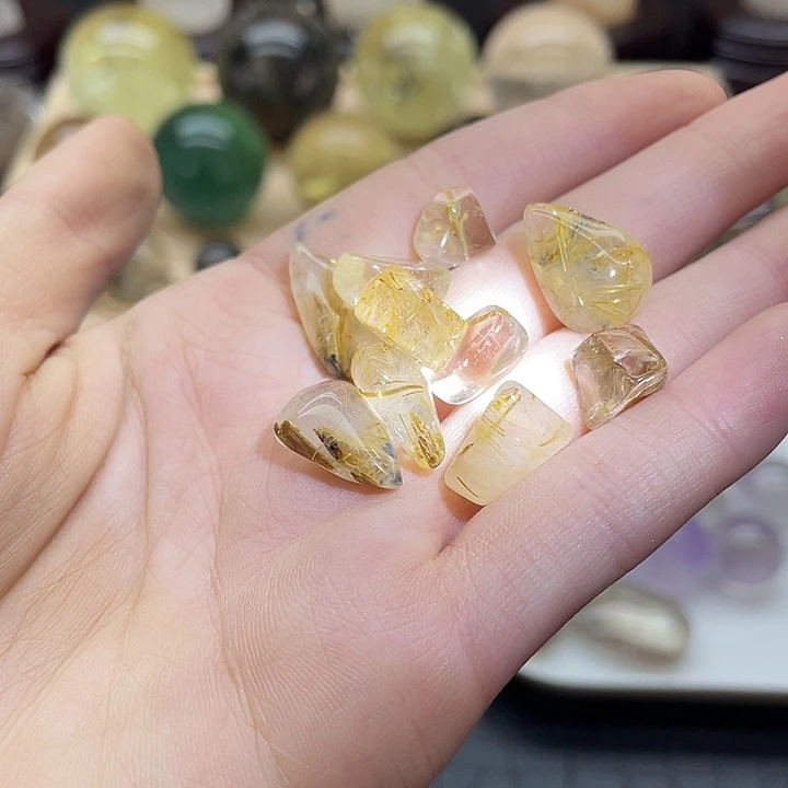 珠宝半成品水晶未镶嵌312水晶石