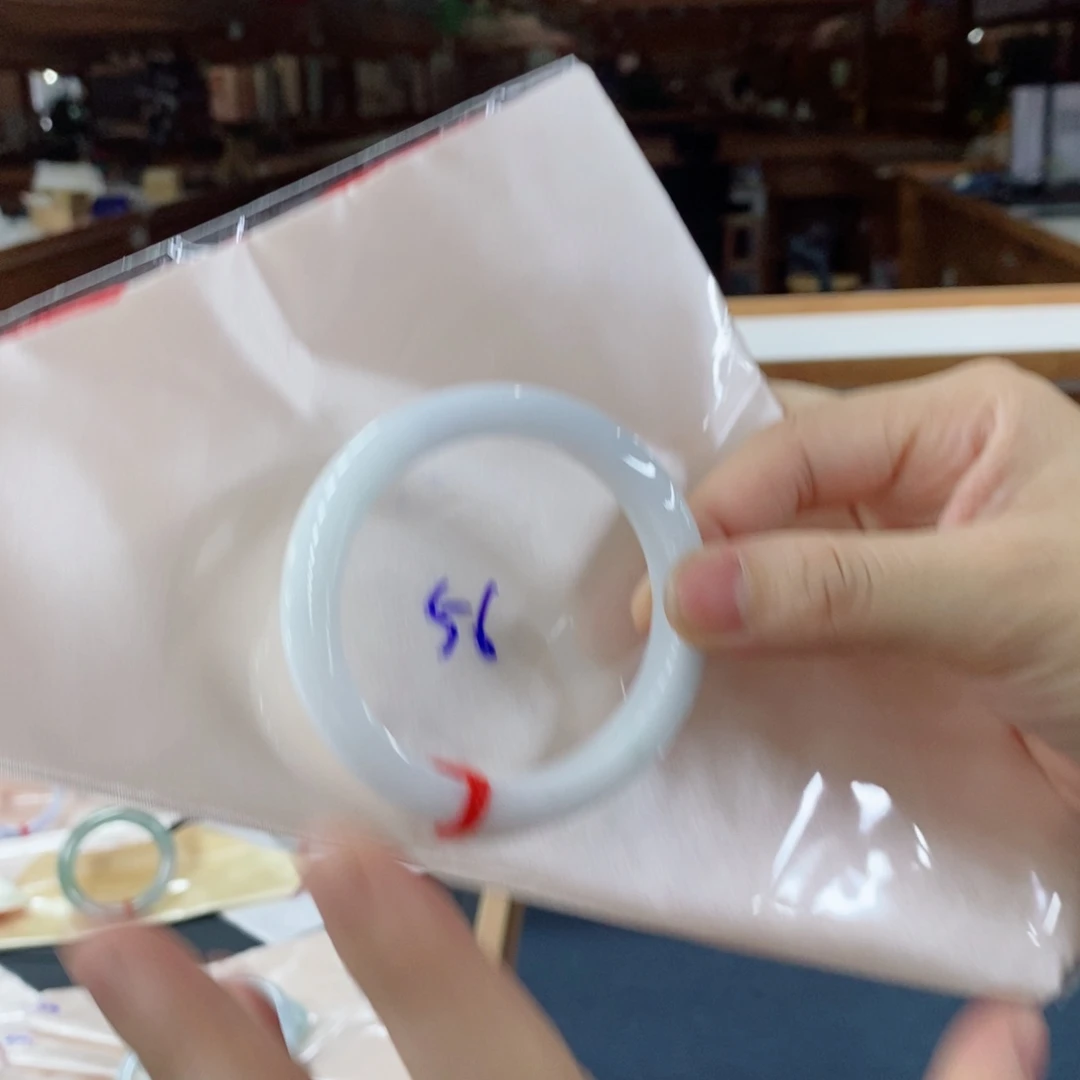 翡翠未镶嵌手镯翡翠