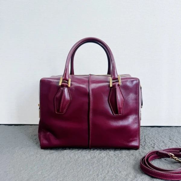 托德斯/包包/95新/市场价18000/250820CZ0033