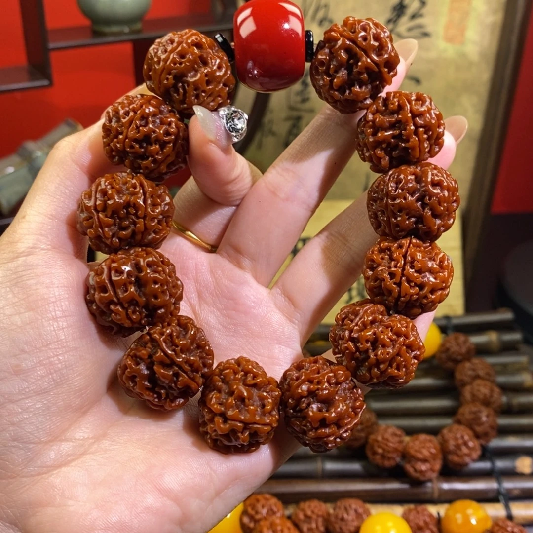 吊坠金刚菩提23.  H