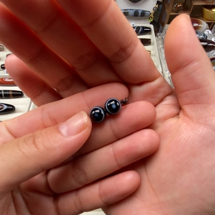 爱***乌玛瑙/玉髓颈饰未镶嵌