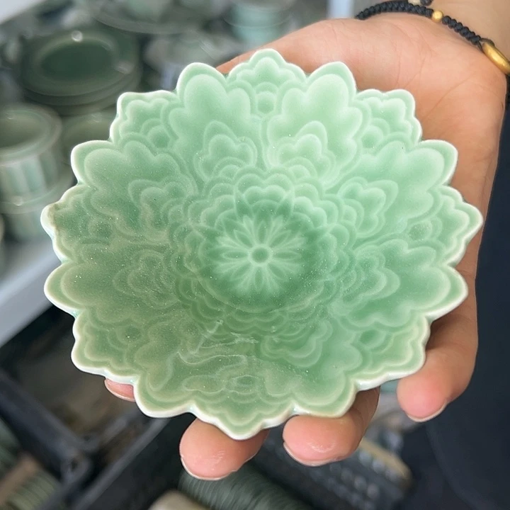 龙泉云间青瓷小米茶器