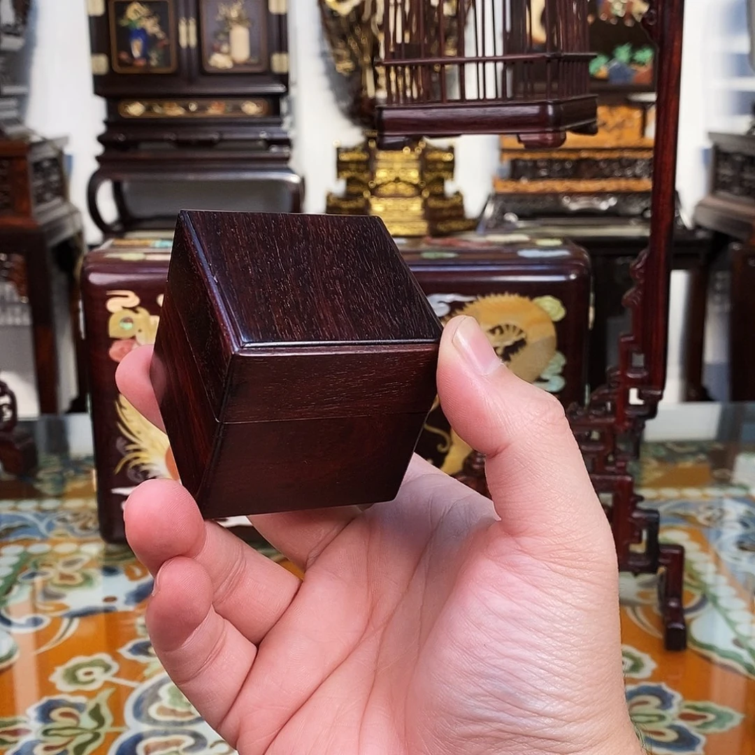 成套家具紫檀木类小叶紫檀盒子