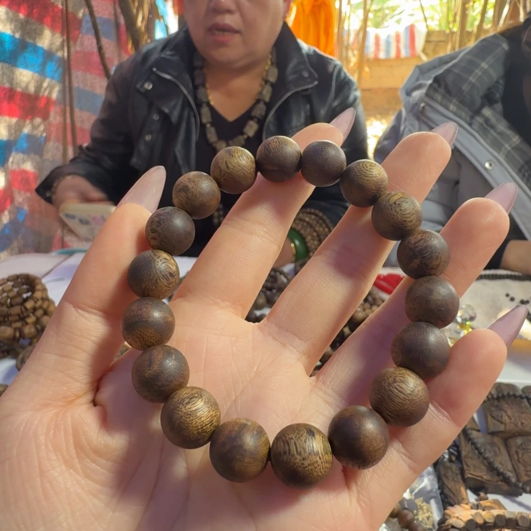 一***豆线香奇楠沉香原木