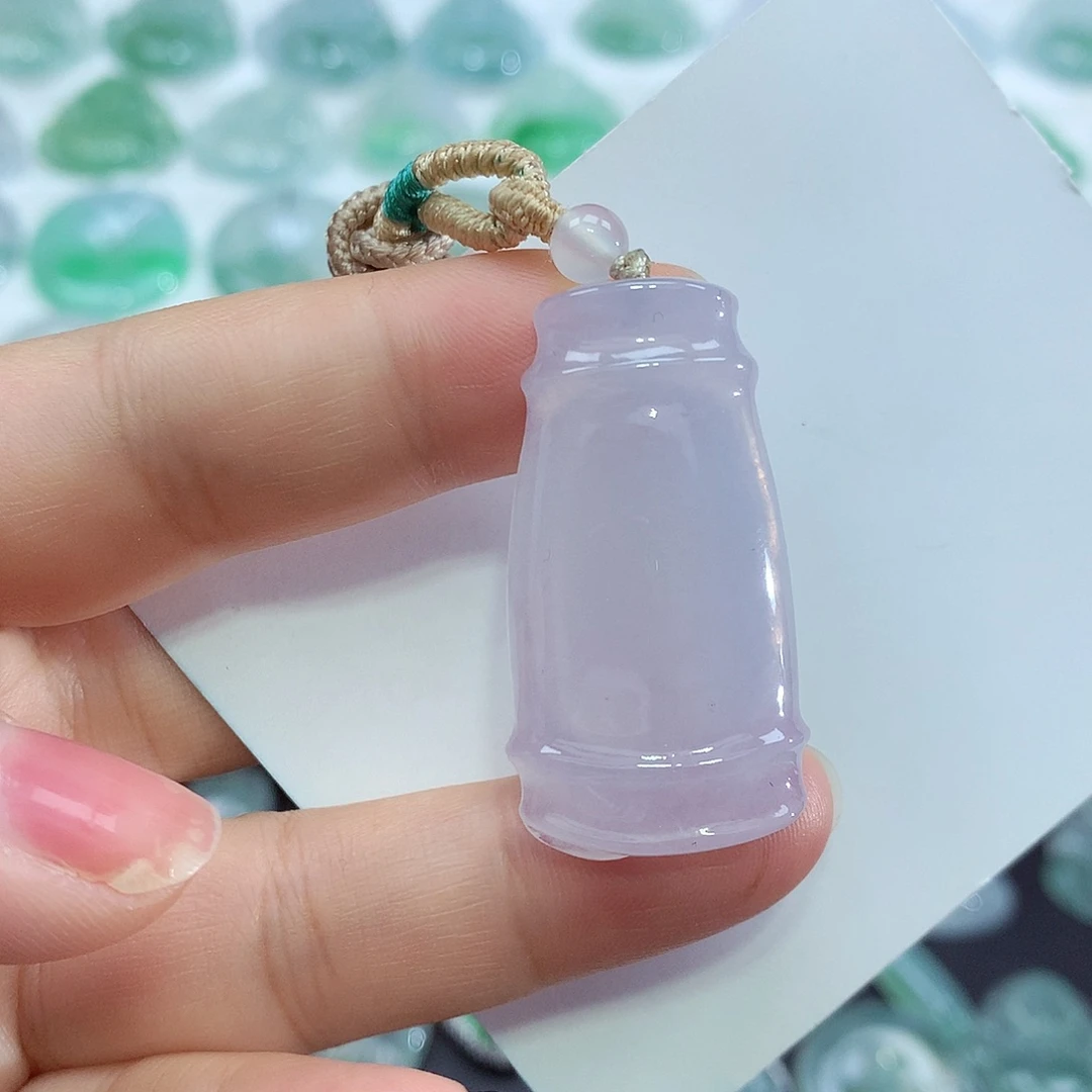 翡翠未镶嵌颈饰节节高