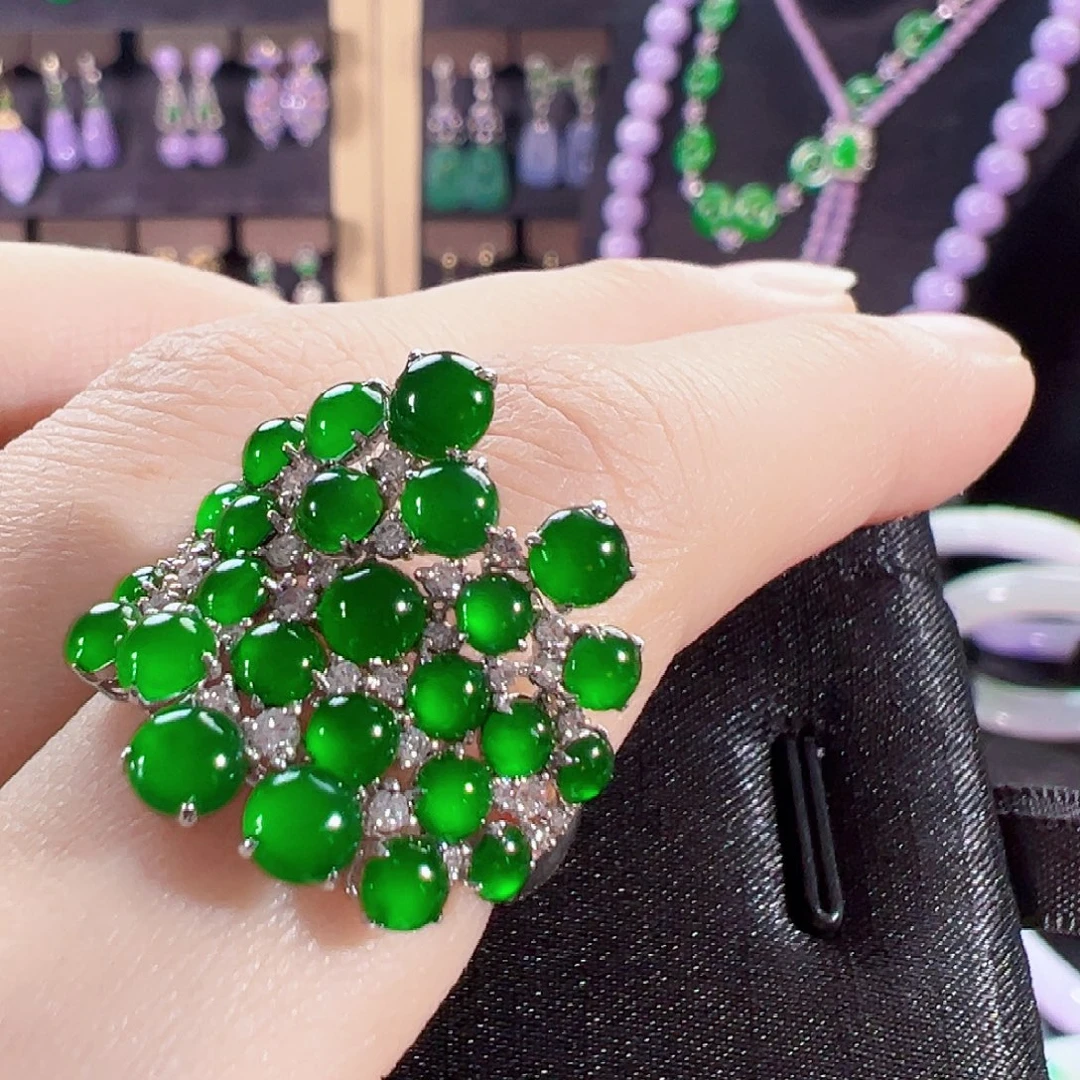 翡翠18K金镶嵌戒指签收后24小时鉴赏期