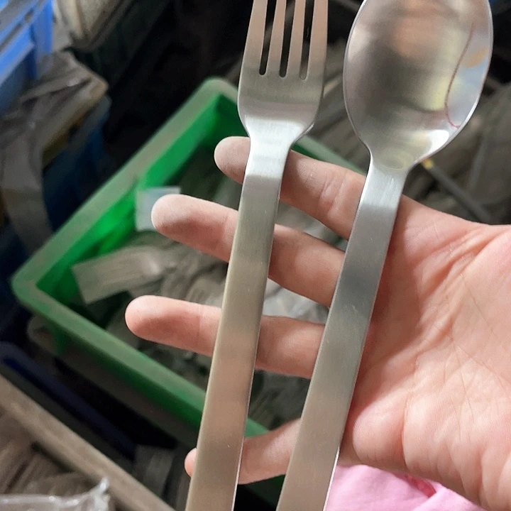 18-10不锈钢奥威叉勺一套