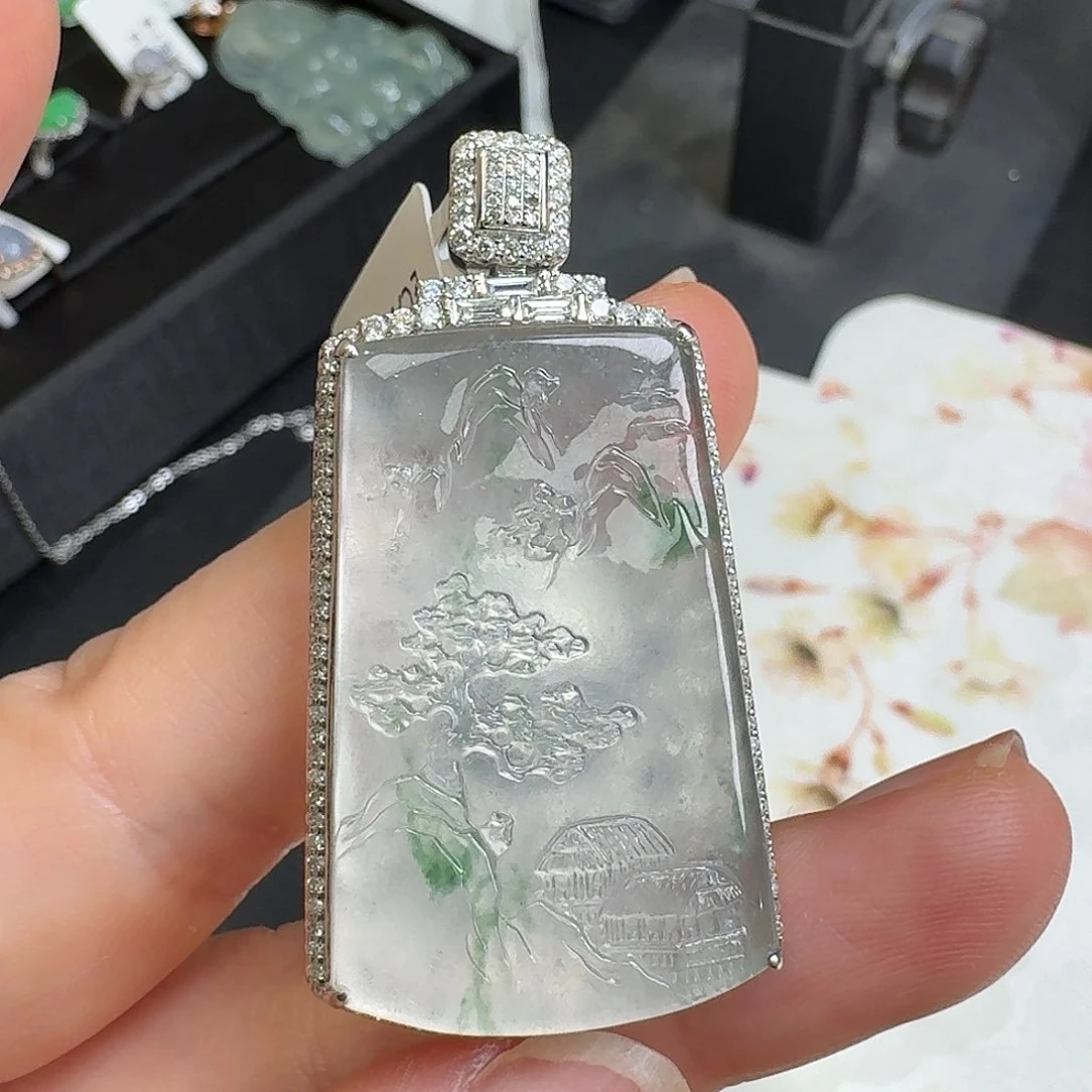 翡翠18K金镶嵌吊坠(不含链)回流