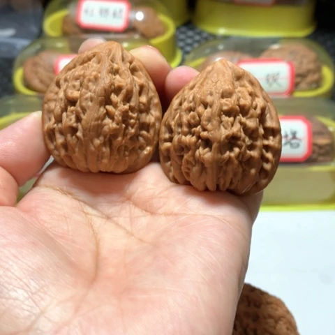 吊坠文玩核桃虎头王