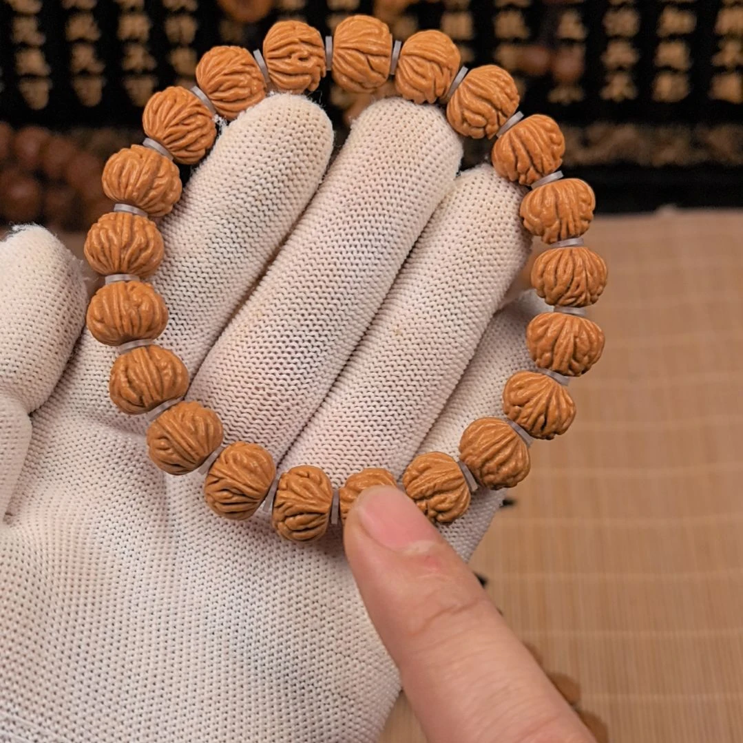 桃核吊坠火龙纹手串