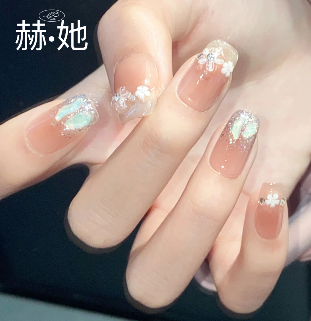 【遇见春日】早春显白气质小花款显白纯手工穿戴甲